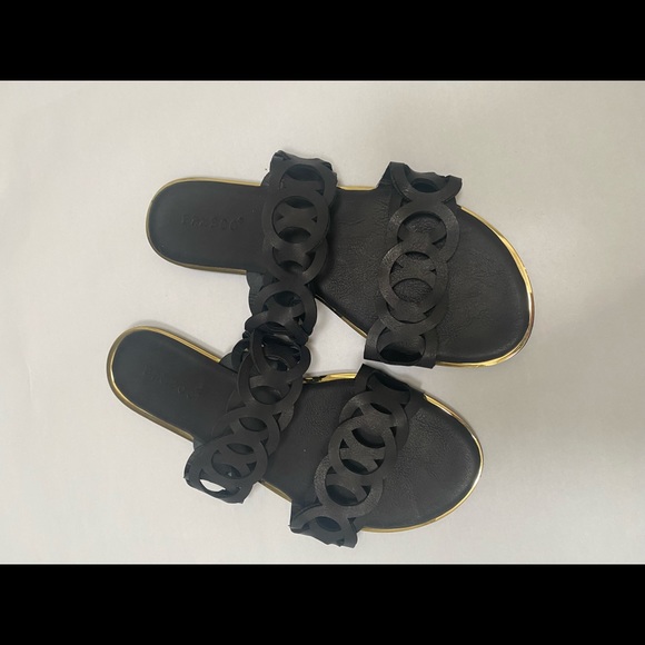 Double Link Sandal - Picture 1 of 2